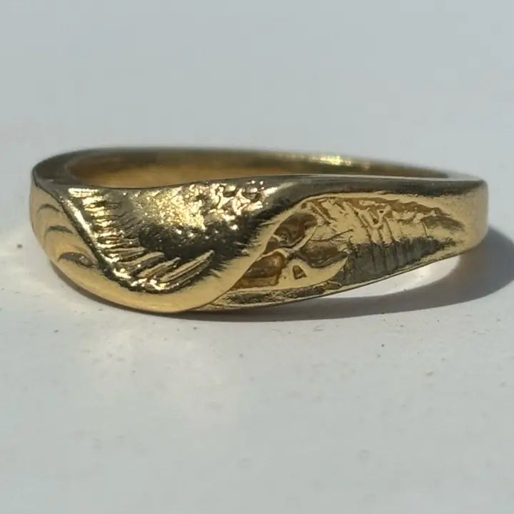 Wet Dreams 18K Gold Surf Ring
