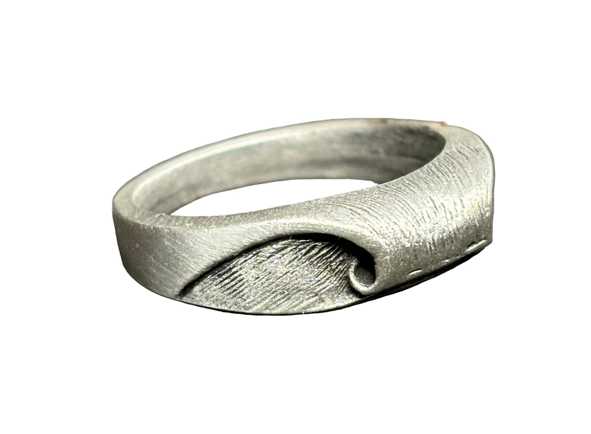 Peak Wave Ring